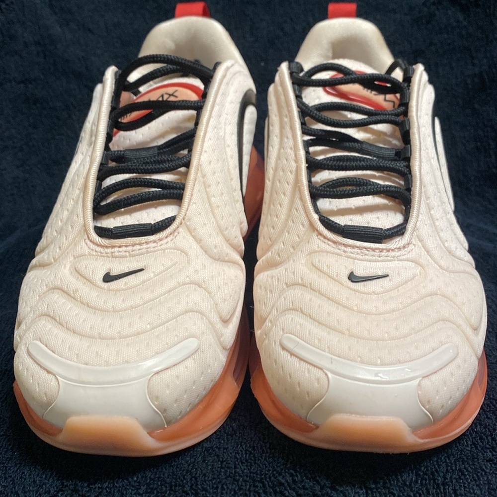 Nike 270 - Picture 3 of 8